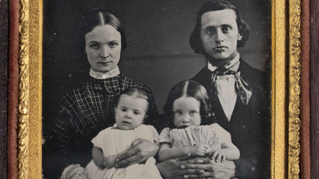 2024-purchase-DP1MC-cropped-family-smaller