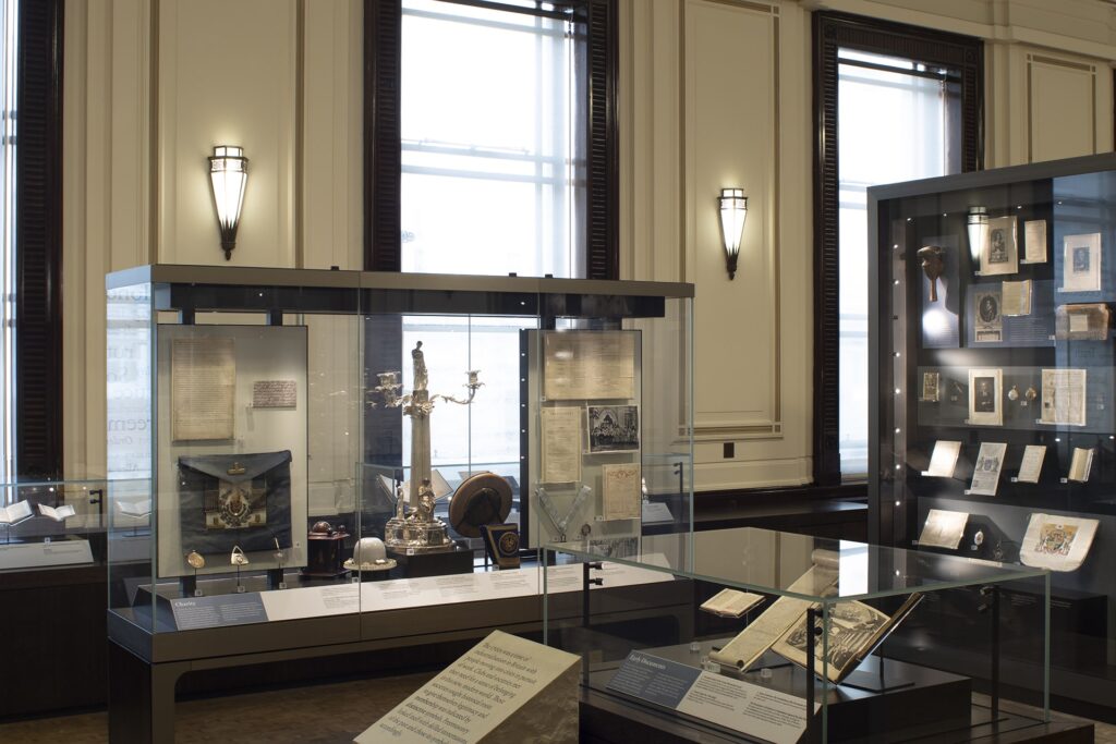 Charity-Three-centuries-of-English-freemasonry-North-Gallery-2020-©Museum-of-Freemasonry-London-min