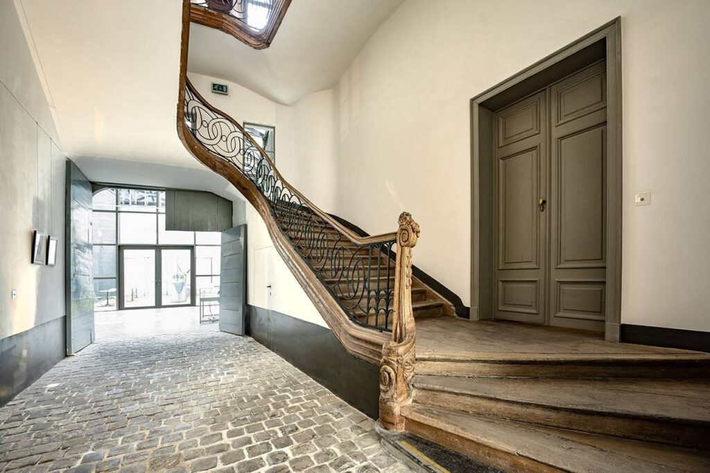 b2ap3_large_Maison-Dewez-Huis-Dewez-CEB-Endre-Sebok-6